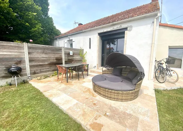 Prázdninový dům Maison Romantique Avec Balneo Duo